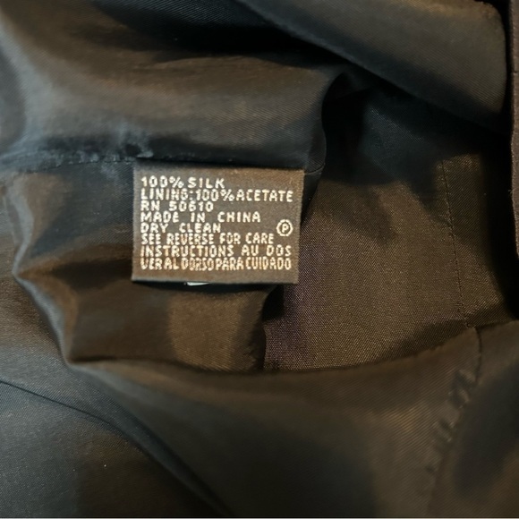 Albert Nikon Evening 100% Silk Sleeveless Cropped Tank w/ Side Zipper - Picture 7 of 8